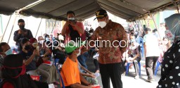 Tinjau 2 Tempat Vaksin Covid-19, Wabup Ingatkan Tetap Jaga Prokes Covid-19 Meski Sudah Divaksin
