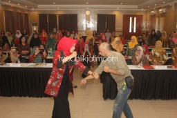 Seratusan Anggota GOW Sidoarjo Digembleng Jadi MC dan Beladiri