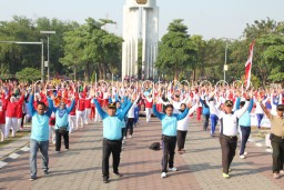 3.500 Warga Sidoarjo Dukung Senam Poco-Poco Pecahkan Rekor Dunia