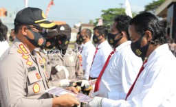 Pacu Prestasi, Kapolresta Sidoarjo Berikan Penghargaan 40 Anggota