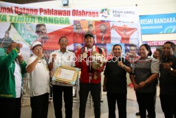 Kedatangan Atlet Voli Pantai Sidoarjo Peraih Medali Perak Asian Games Disambut Pengurus KONI