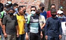 Gus Muhdlor Turun Atasi Polemik Pembangunan Pertokoan di Lapangan Sepak Bola Keboananom Gedangan