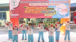 Ajak Aksi Nyata, Puluhan Siswa KB TK Al Muslim Peringati Hari Cuci Tangan Sedunia