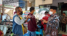 Sidak Dispendukcapil Temukan Antrean Pemohon, Pj Bupati Sidoarjo Minta Sabtu dan Minggu Layanan Dibuka