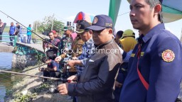 Ratusan Pemancing Ramaikan Lomba Mancing Lele Raksasa Berhadiah Total Rp 30 Juta