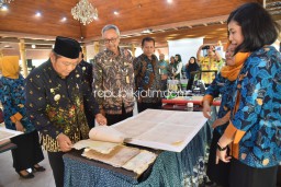 Restorasi Upaya Hindari Arsip dari Kerusakan dan Kepunahan