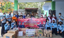 Kemenkumham Jatim Kirim Satu Truk Kebutuhan Pengungsi Erupsi Semeru di Lumajang