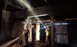 Korsleting Listrik, Rumah Warga Ponorogo Ludes Tebakar saat Penghuni Tertidur Lelap