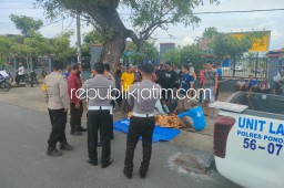 Hendak Vaksin Dua Pemotor Bertabrakan di Depan Balai Desa Serangan Ponorogo, 1 Tewas 1 Terluka