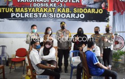 Genjot Vaksinasi Booster untuk Ribuan Buruh Industri di Tambaksawah Waru
