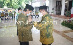 Gus Muhdlor Mulai Lepas Keberangkatan 1.254 CJH Diawali Kloter 22 dan 23