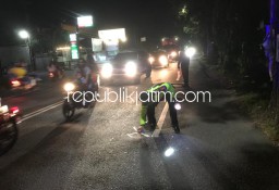 Perempuan Pengendara Honda Beat Senggol Ronjot, Terjatuh Tewas Terlindas Truk di Watutulis Prambon