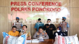 Polisi Ringkus Penjual Ratusan Karung Pupuk Bersubsidi Tanpa Izin