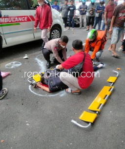 Truk Tronton Tabrak Honda Ulung di JL Raya Tropodo Krian, Pelajar SMK Asal Watesari Balongbendo Tewas di TKP