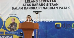 Kanwil DJP Jatim II Kolaborasi dengan Kanwil DJKN Lelang Serentak Barang Sitaan Wajib Pajak Bandel