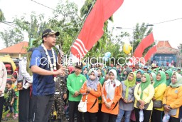 Gus Muhdlor dan Neng Sasha Bangga Kerukunan dan Keguyuban Warga Sidoarjo Saat Mlaku Bareng di Candi