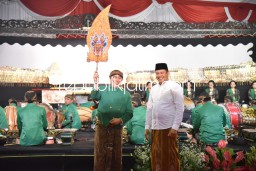 Pagelaran Wayang Kulit Lakon Pandowo Krido Dalang Ki Cahyo Kuntadi Meriahkan Hari Jadi Sidoarjo ke 164