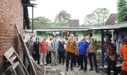 Gus Muhdlor Pastikan Korban Puting Beliung di Tanjungsari Taman Terima Bantuan