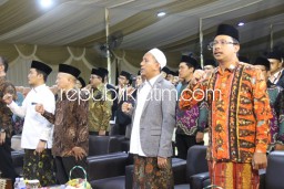 Ini Tiga Pesan Gus Muhdlor untuk Santri Ponpes Progresif Bumi Shalawat yang Ikut Wisuda SMA Angkatan ke VII