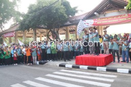 Puncak Peringatan HGN Tahun 2023 dan HUT PGRI ke 78, Gus Muhdlor : Guru Ujung Tombak Generasi Emas 2045
