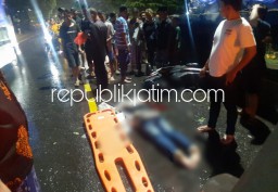 Tabrak Bak Truk Trailer Mogok, Pengendara Motor Asal Mojokerto Tewas di Balongbendo