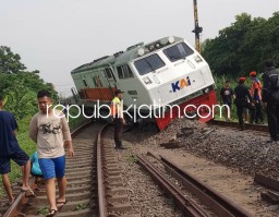 KA Pandalungan Jurusan Jakarta - Jember Anjlok di Dekat Stasiun Tanggulangin Sidoarjo
