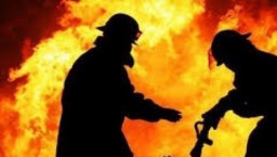 Gegara Ditanya Telepon Sama Siapa, Suami di Sukodono Sidoarjo Tega Bakar Istri Siri dan Anaknya