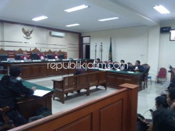 Mantan Walikota Eddy Rumpoko Didakwa Terima Suap Rp 1,9 Miliar