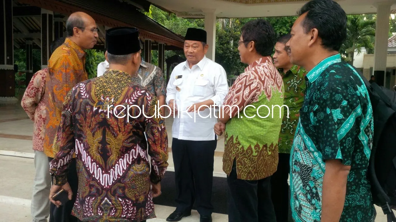 Bupati Sidoarjo Tolak Pendirian SMK Telkom, Sarankan Bangun Universitas