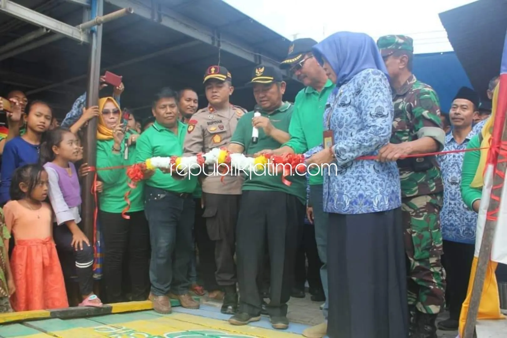 Bupati Sidoarjo Resmikan Dua Jembatan di Dua Dusun Terpencil