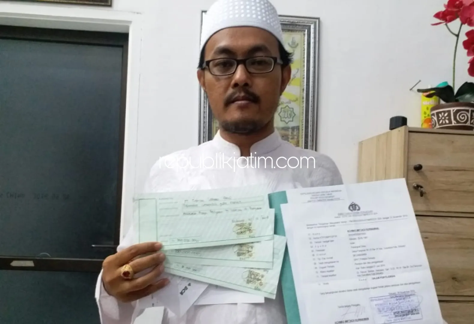Direktur PT Sabrina Laporkan Notaris ke Polresta Sidoarjo