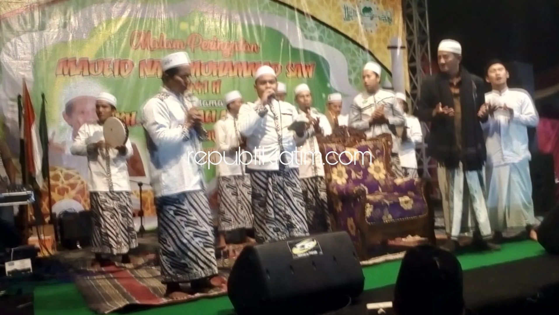 Bersama Gus Ali, Begini Cara Warga Bogempinggir Peringati Maulid Nabi