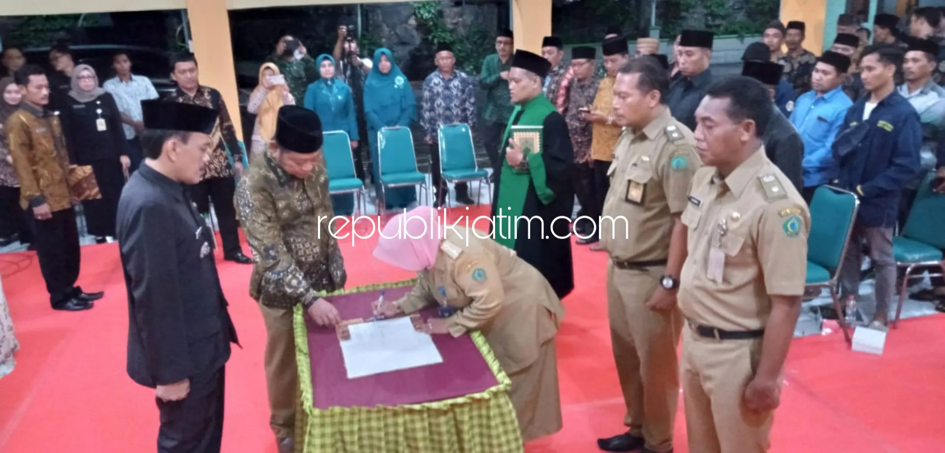 Camat Jabon Lantik Tiga Pj Kades Disaksikan Bupati Sidoarjo