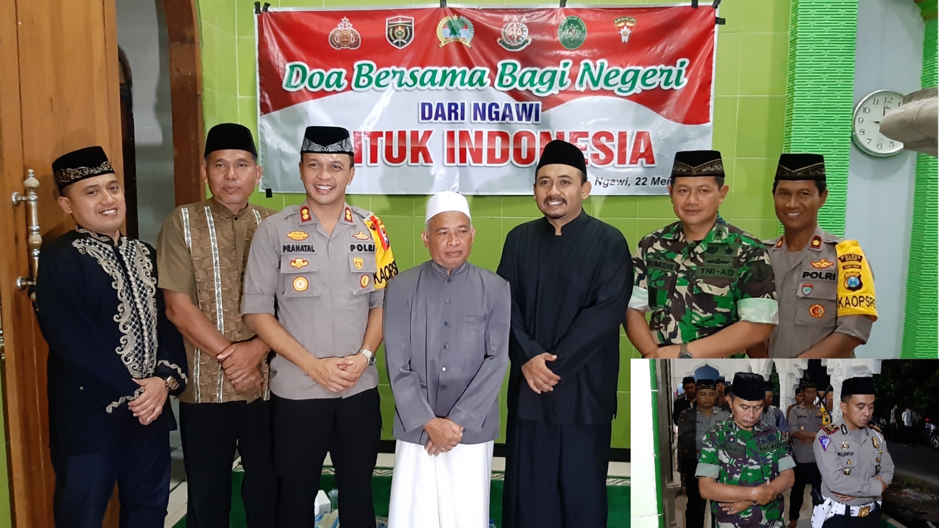 Forpimda Kab.Ngawi gelar doa bersama usai Tarawih di Masjid Ash Shabah Desa Sumber bening Ngawi