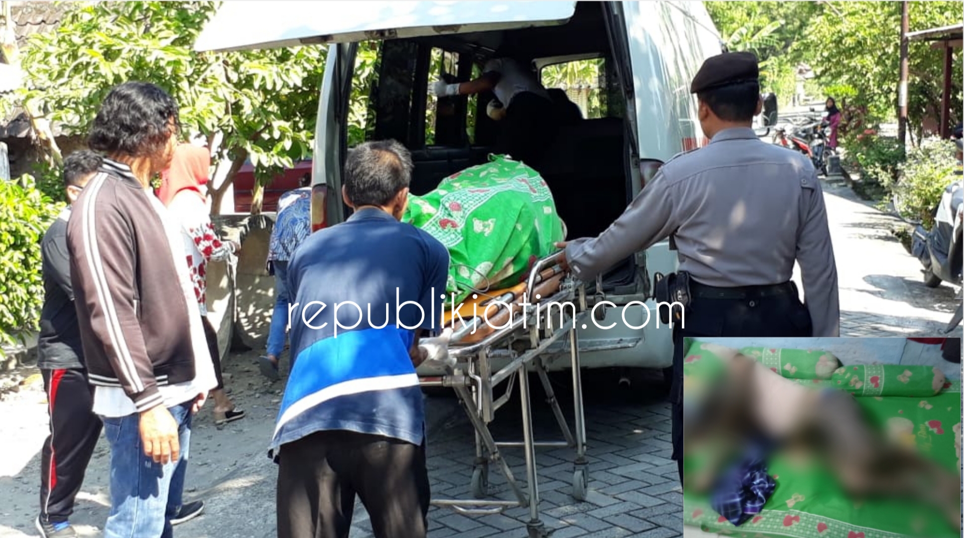 Kusmianto (54) warga Desa Tambakromo Kecamatan Geneng Ngawi ditemukan tewas dalam kondisi membusuk di kamar rumahnya.
