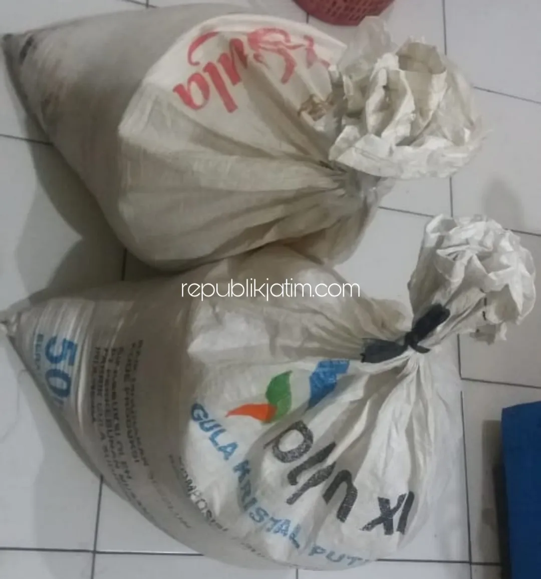 Karung Gula Dicoblosi, Juragan Rugi Belasan Juta Sopir Dijebloskan Tahanan