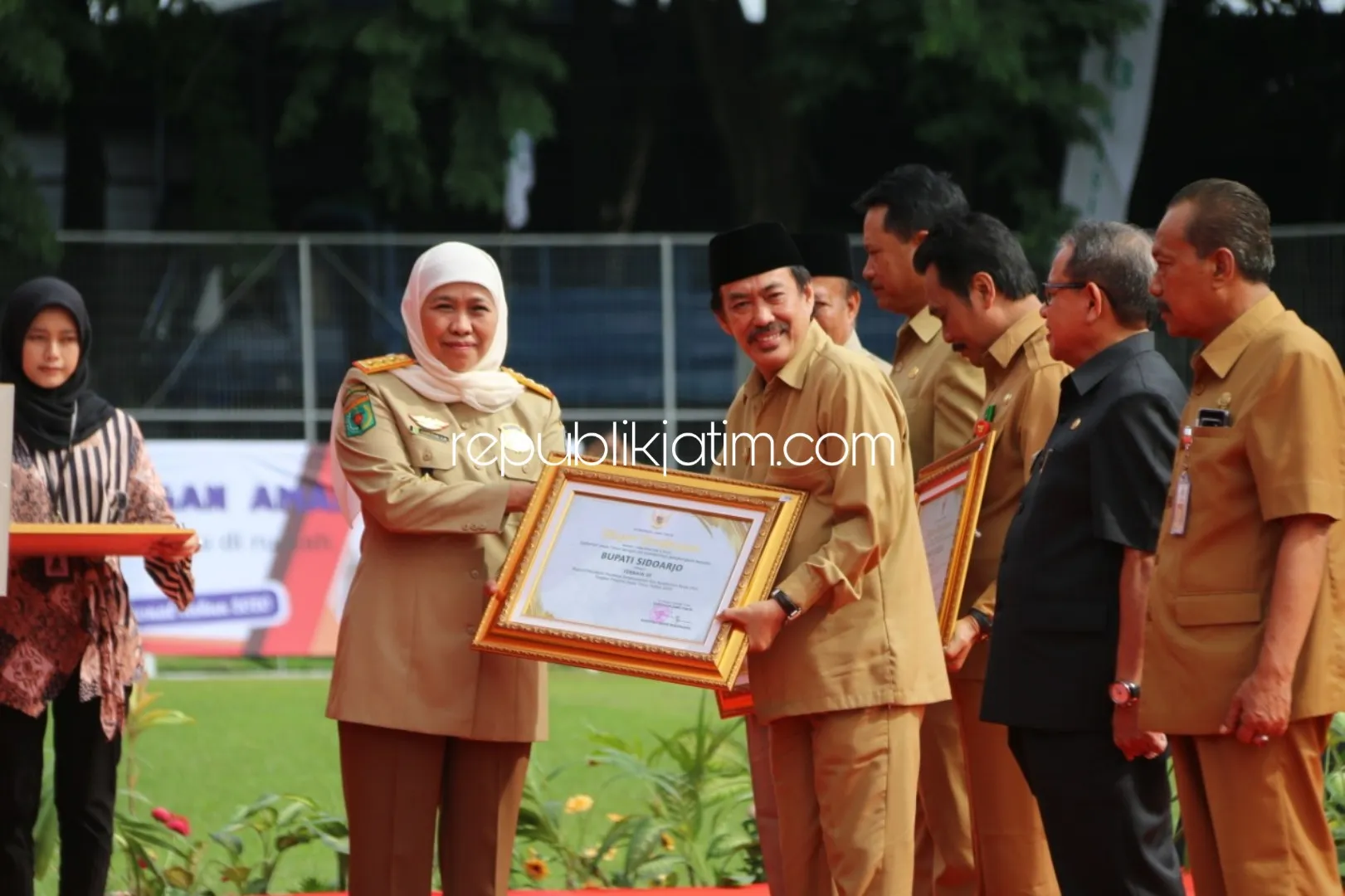 Diterima Wabup, Sidoarjo Kembali Raih Penghargaan K3 Dari Gubernur Jatim