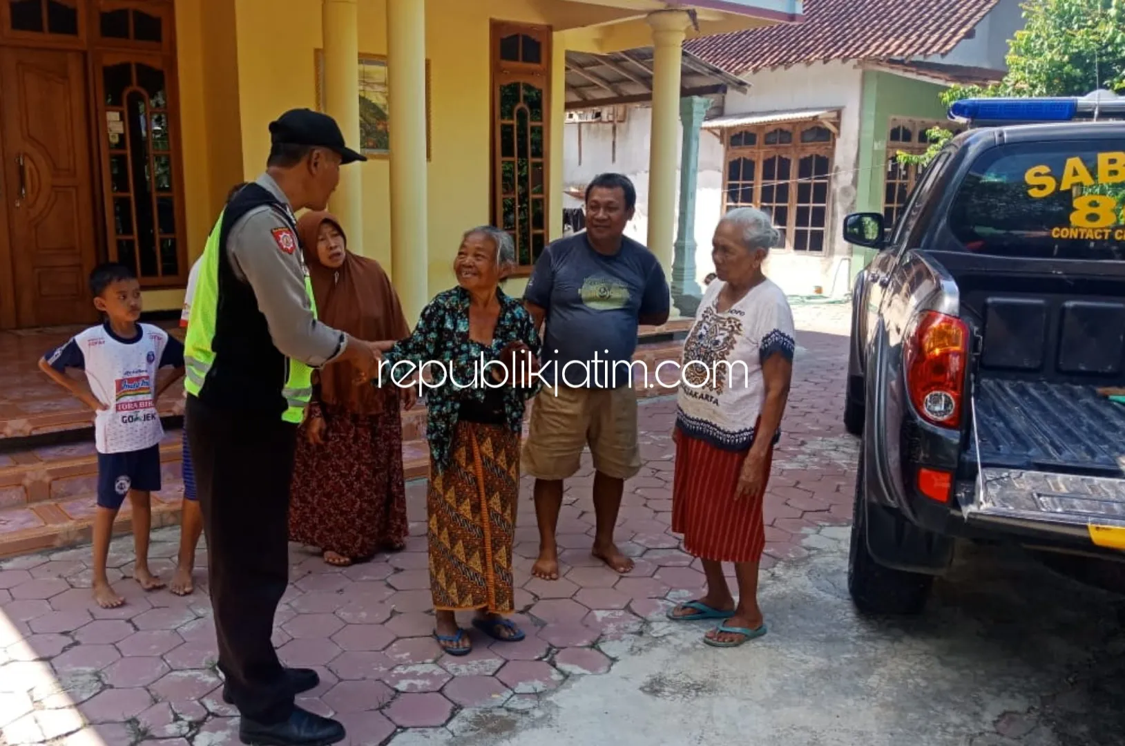Karena Pikun, Nenek 75 Tahun Asal Jetis Bingung Ditemukan Warga di Slahung
