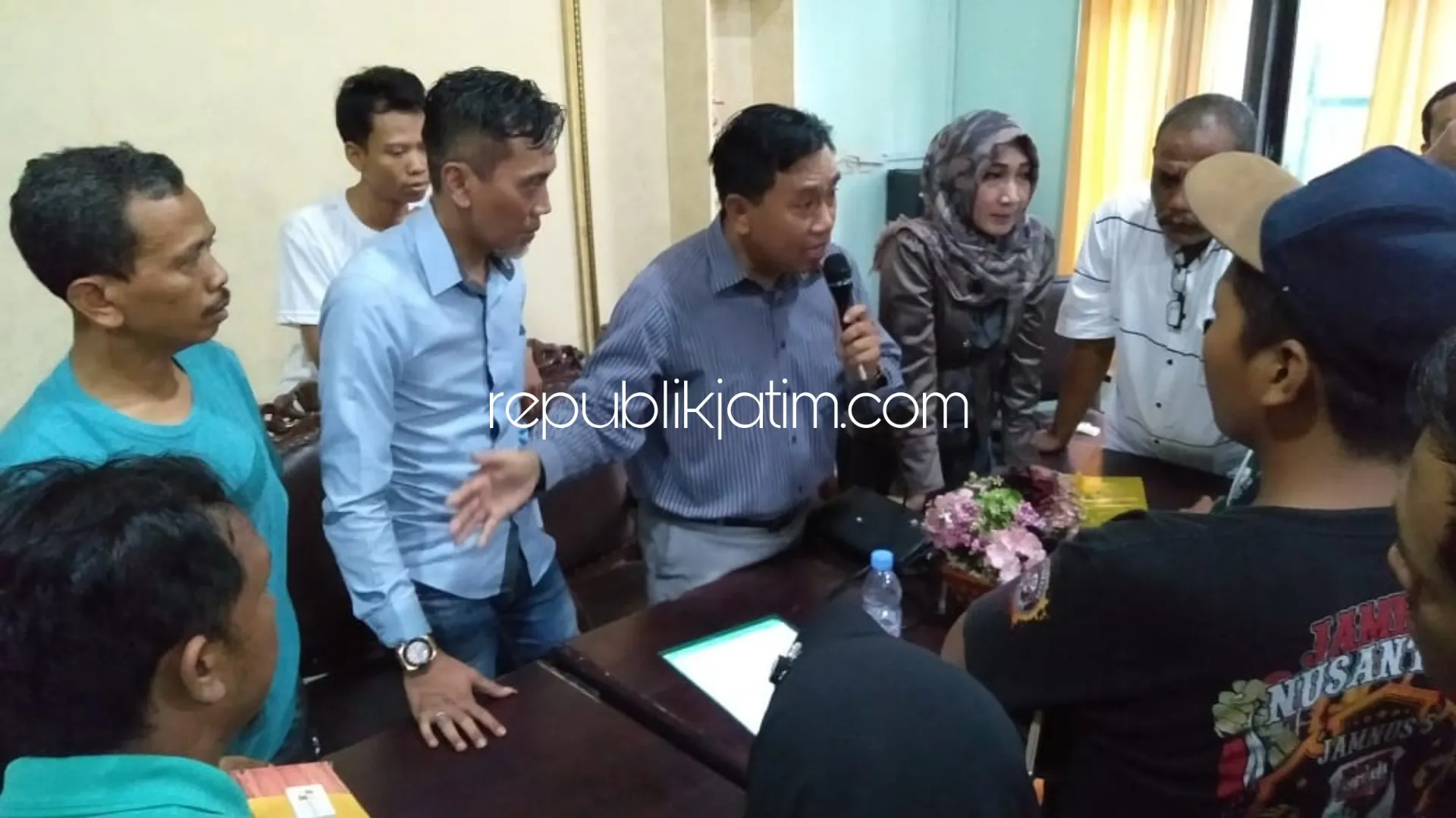 Puluhan User Tanah Kavling Bambu Kuning Tuntut Pengembalian Uang Pembelian