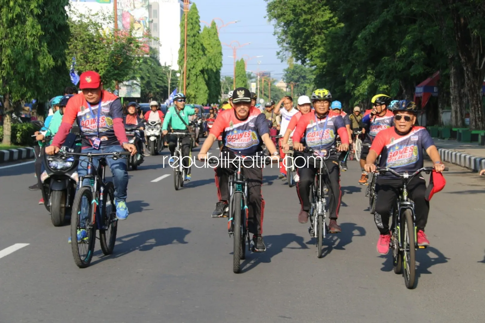 Gowes Spektakuler Sidoarjo Diikuti Ribuan Peserta dari Berbagai Kota