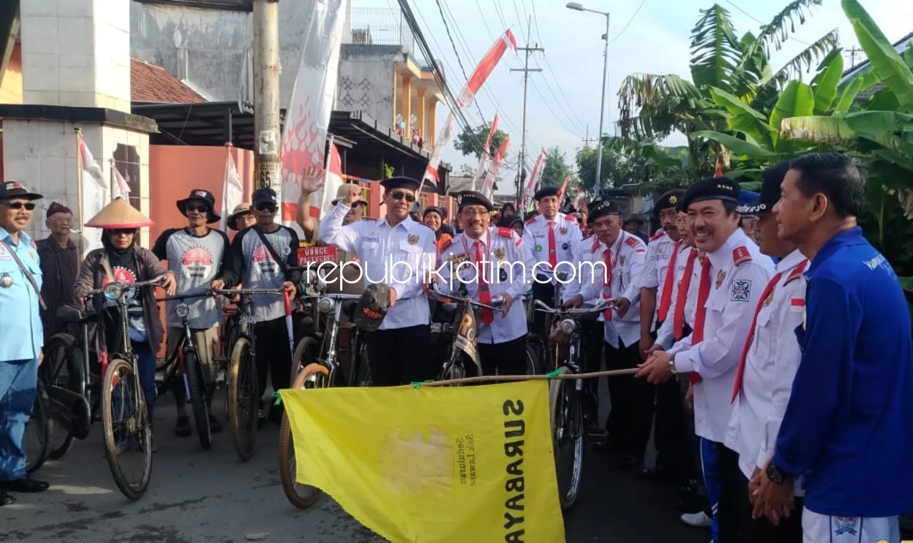 Ngonthel Bareng Paguyuban Budi Luhur Sukodono Dihadiri Onthelis Brebes Keliling Jawa