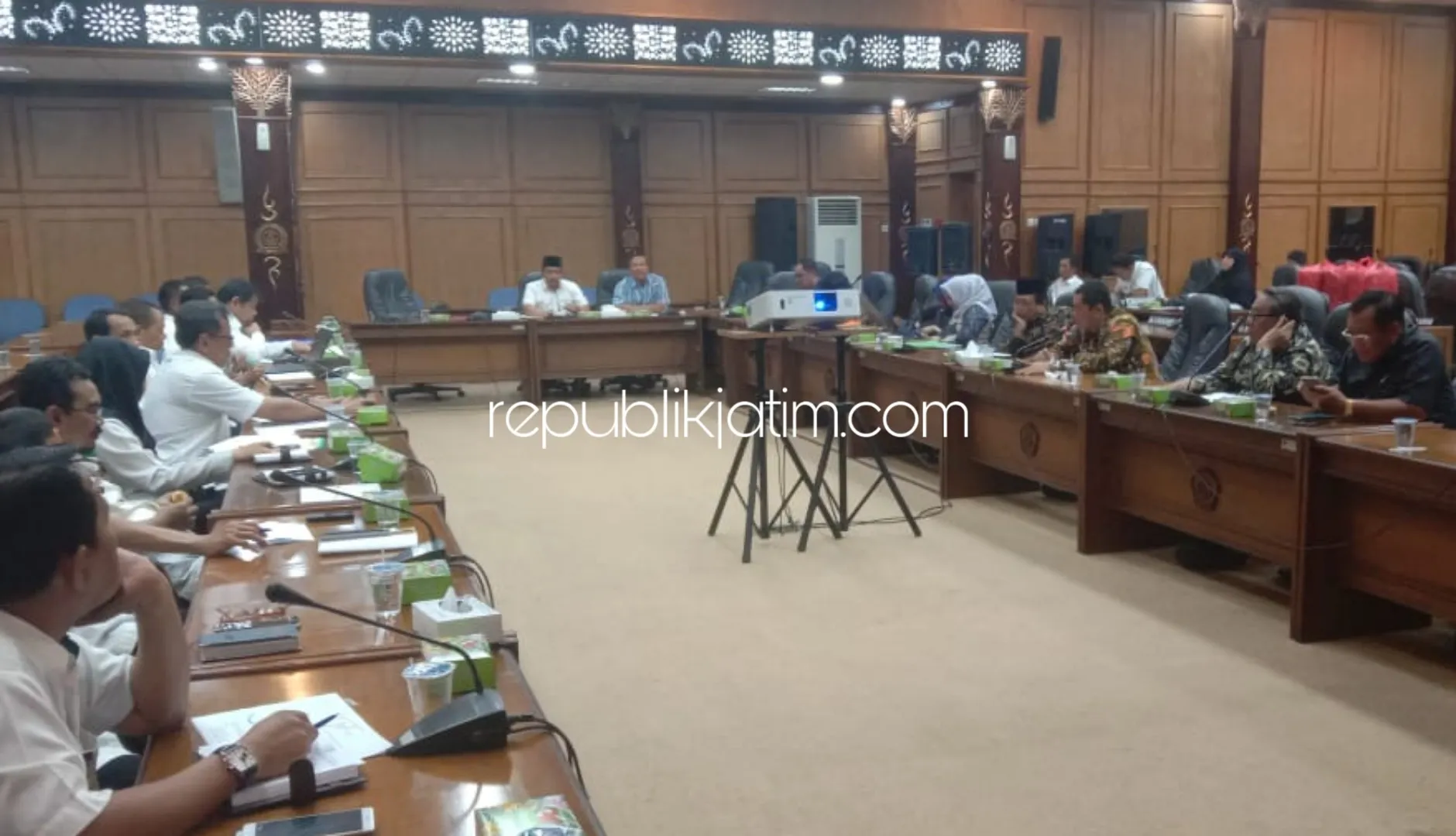 Langganan Banjir, Dewan Usulkan Tinggikan Pondasi dan Halaman SMPN 2 Tanggulangin