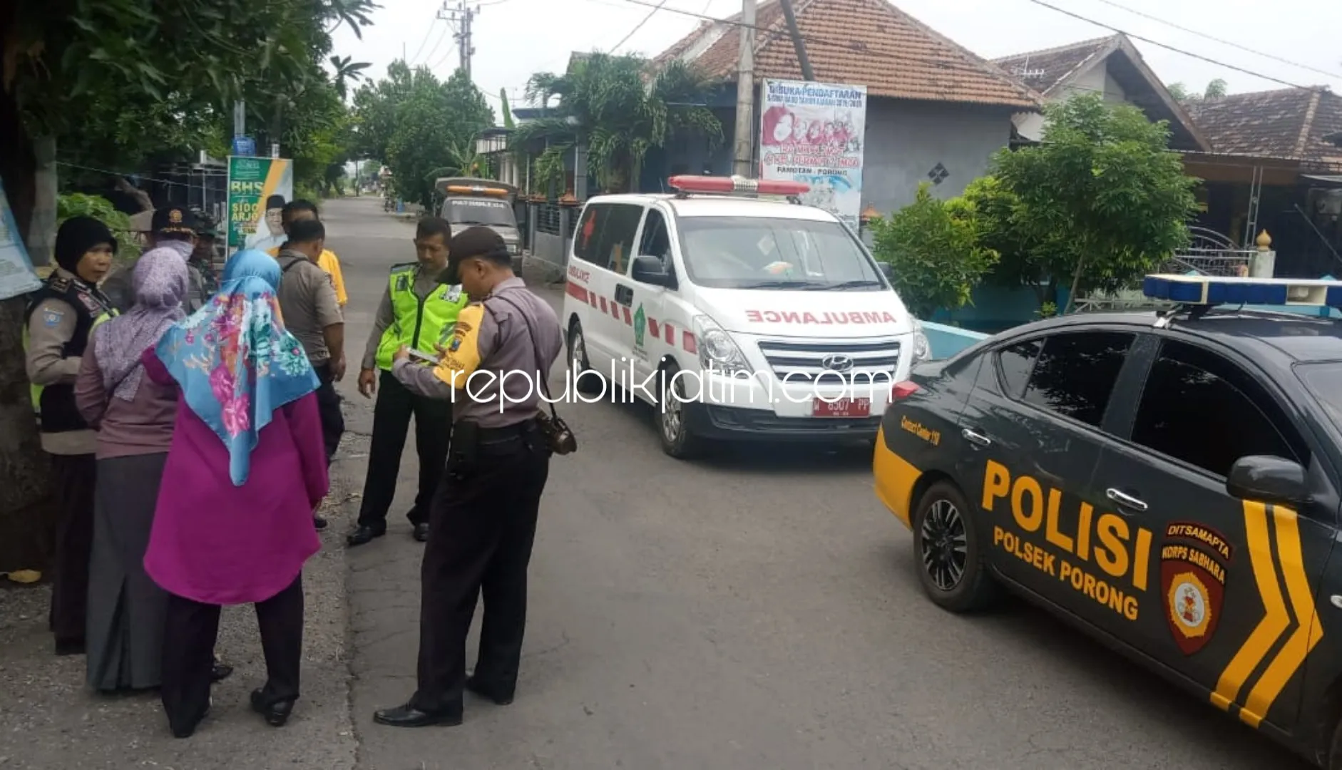 Cegah Covid-19, Petugas Puskesmas di Sidoarjo Sosialisasi Pencegahan
