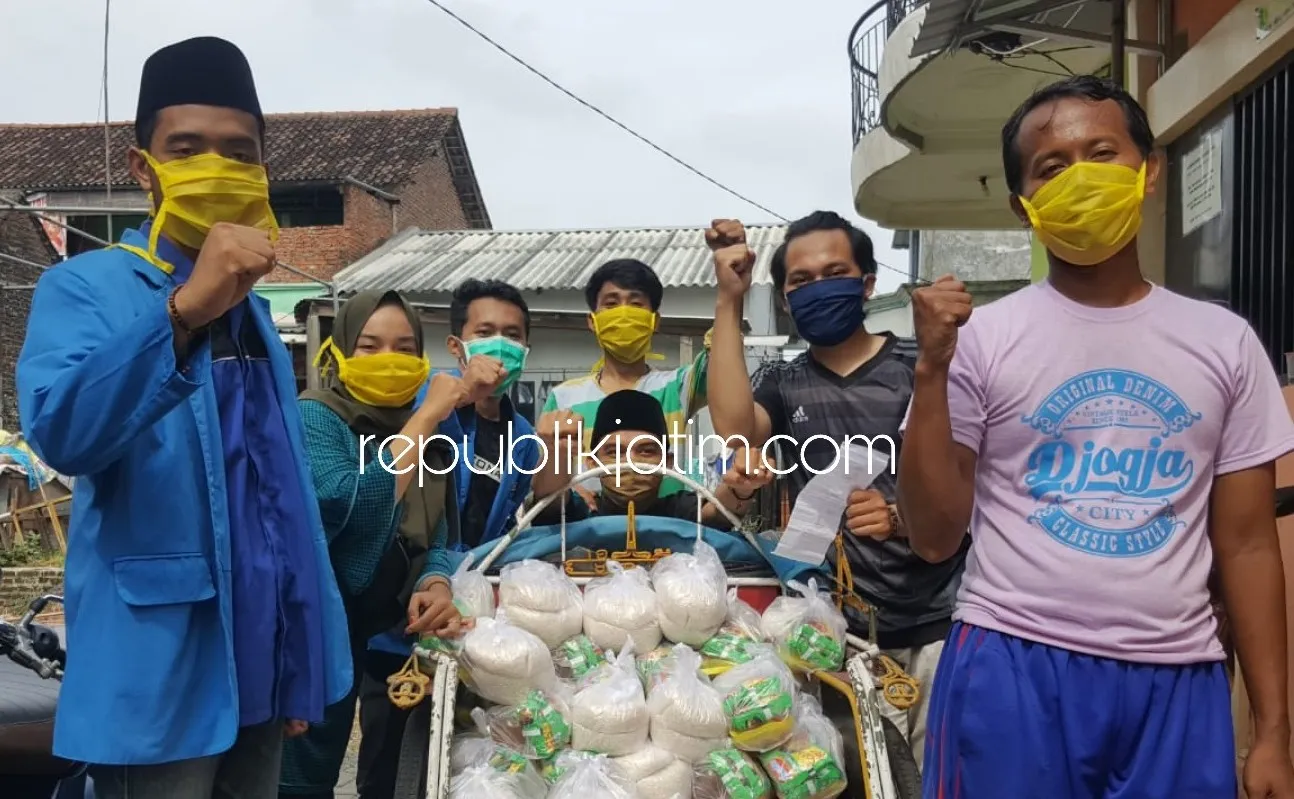 Peringati Harlah ke 60, PMII Sidoarjo Bagikan Sembako dan Masker untuk Warga Terdampak Covid-19