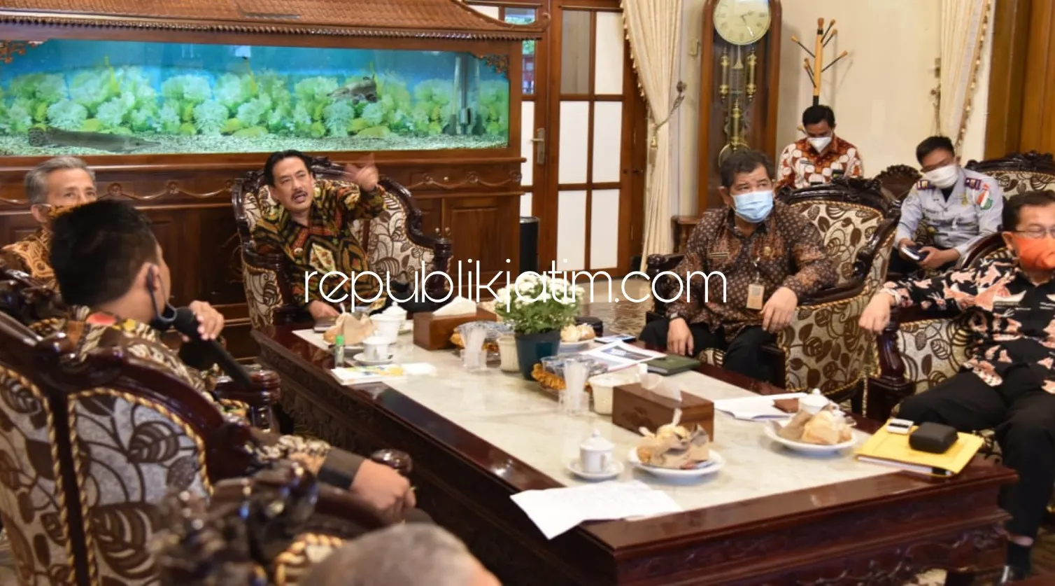 PSBB Tahap Tiga di Sidoarjo Berbasis Desa, Pedagang Pasar Diatur Ganjil Genap