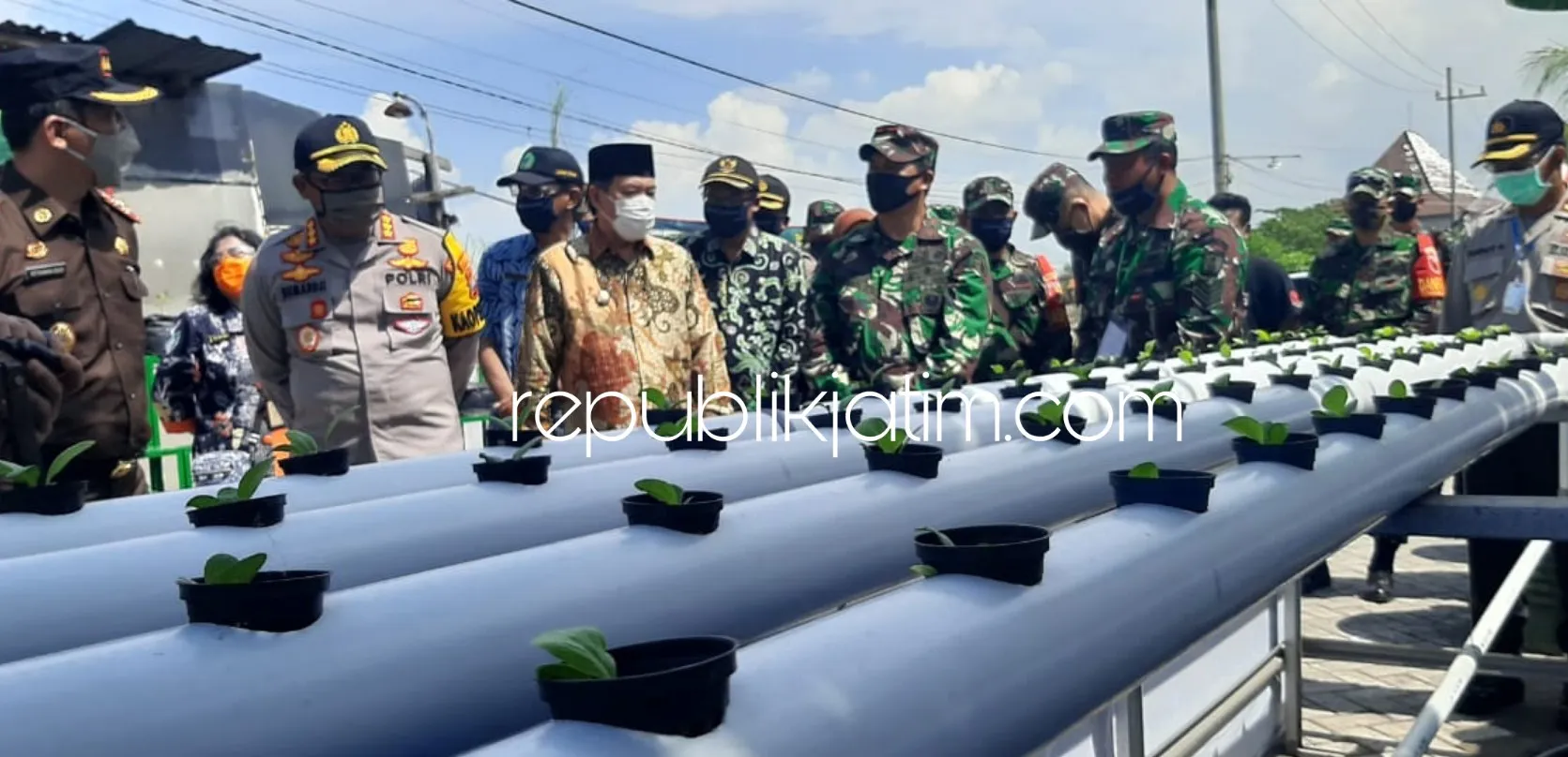 Kuatkan Sinergitas Warga, TNI-Polri Apresiasi Kampung Tangguh Semampir Krian