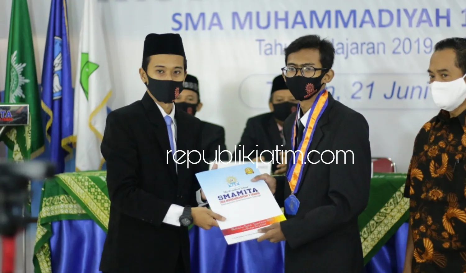Hanya Diwakili Dua Peraih Beasiswa, 162 Siswa Siswi Smamita Diwisuda Secara Daring