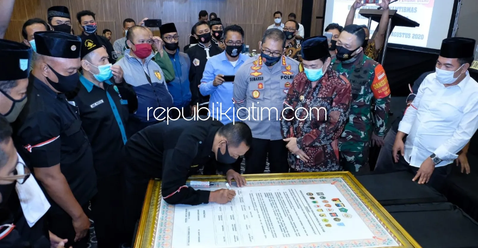 Siap Jaga Kondusifitas Kamtibmas, 17 Perguruan Silat di Sidoarjo Deklarasi Damai
