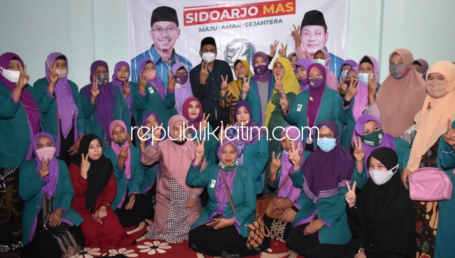 Sosialisasi Door To Door Libatkan 700 Relawan, PAC Prambon Optimis Menangkan Gus Muhdlor - Subandi