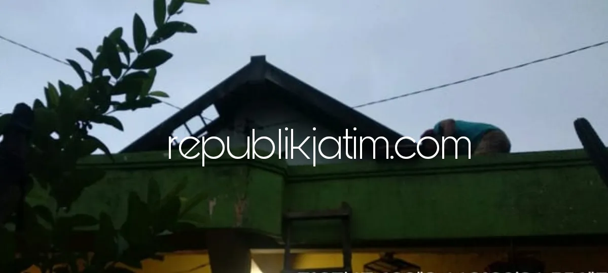 Delapan Rumah Warga Grogol dan Kemantren Tulangan Rusak Diterjang Amukan Angin Kencang